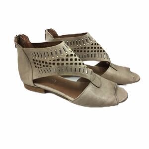 CORDANI BOLT Italian Made Leather  Laser Cut Golden Sandals Size 38us